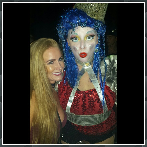 Meet your Posher, Toni - Picture 8 of 14